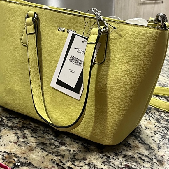 Lime Green Nine West Pocket Book and Credit Cards Holder - Picture 4 of 11